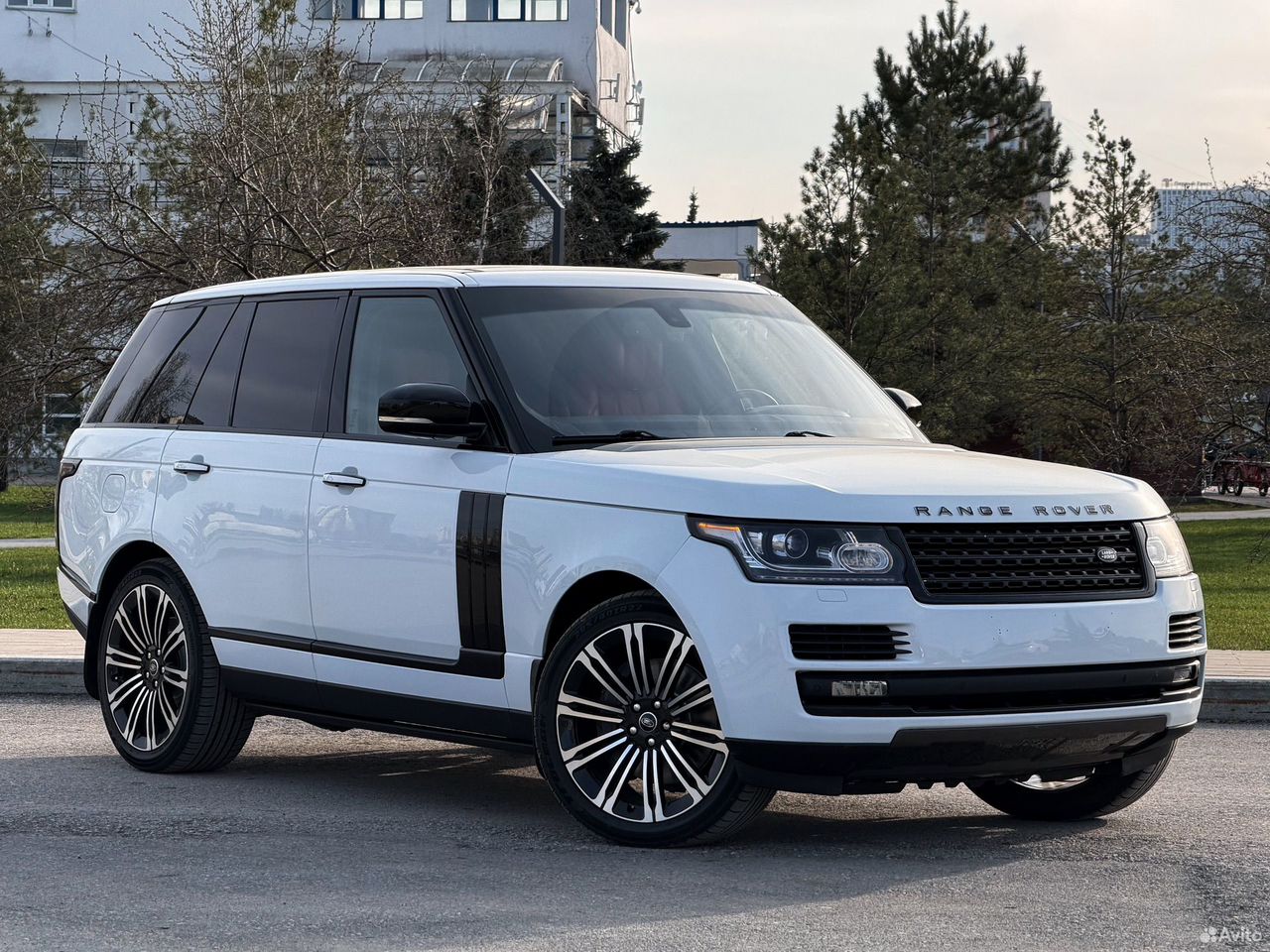 Land Rover Range Rover в каталоге GOSNOMER102