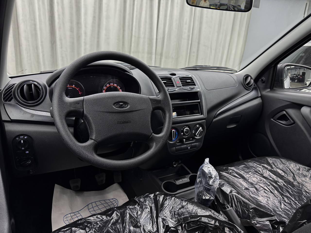 LADA Granta 2026 фото 7